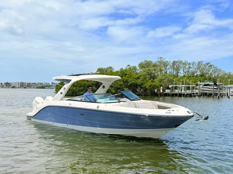 Slide: The Image of Sea Ray SLX 310 Outboard 2026 - 1