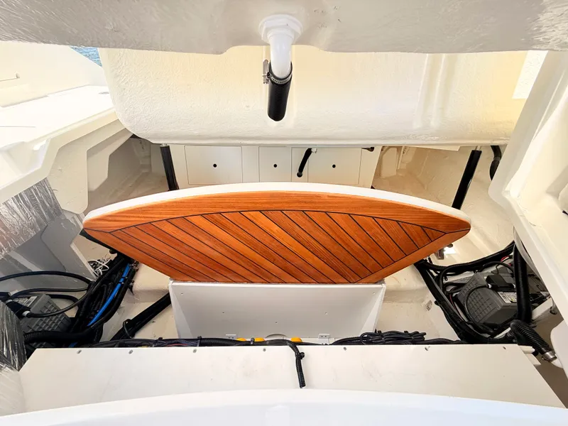 The Image of Sea Ray SLX 310 Outboard 2026 - 40