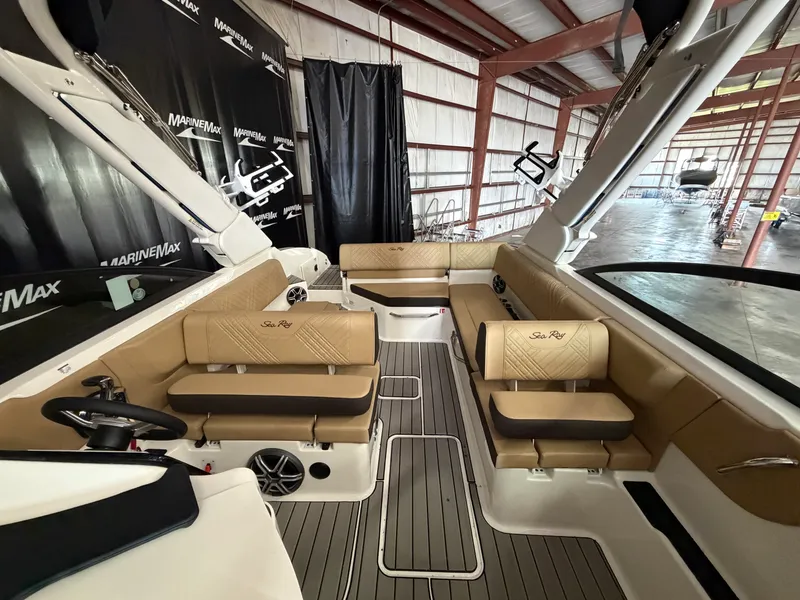 Slide: The Image of Sea Ray SDX 270 Surf 2026 - 50