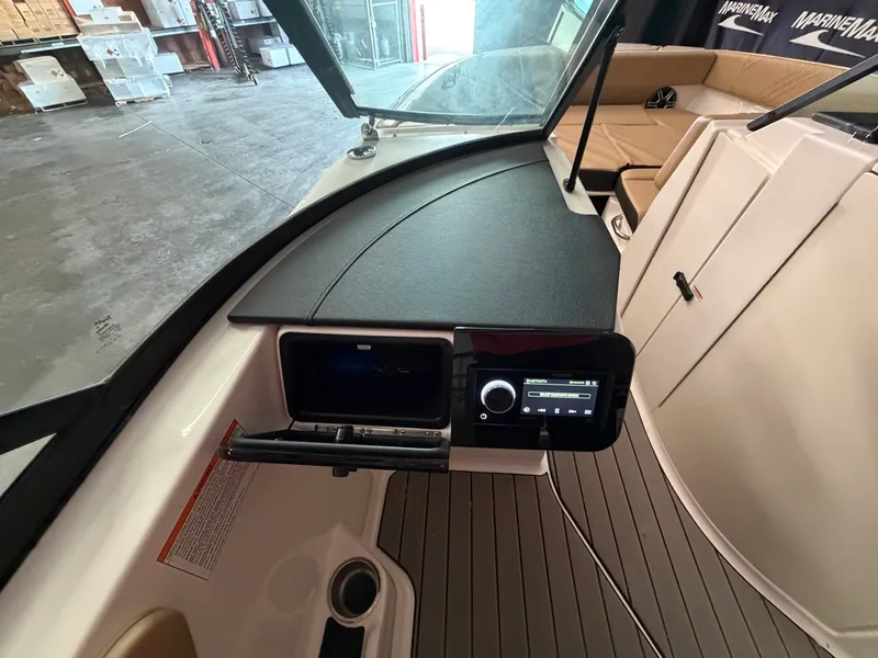 Slide: The Image of Sea Ray SDX 270 Surf 2026 - 30