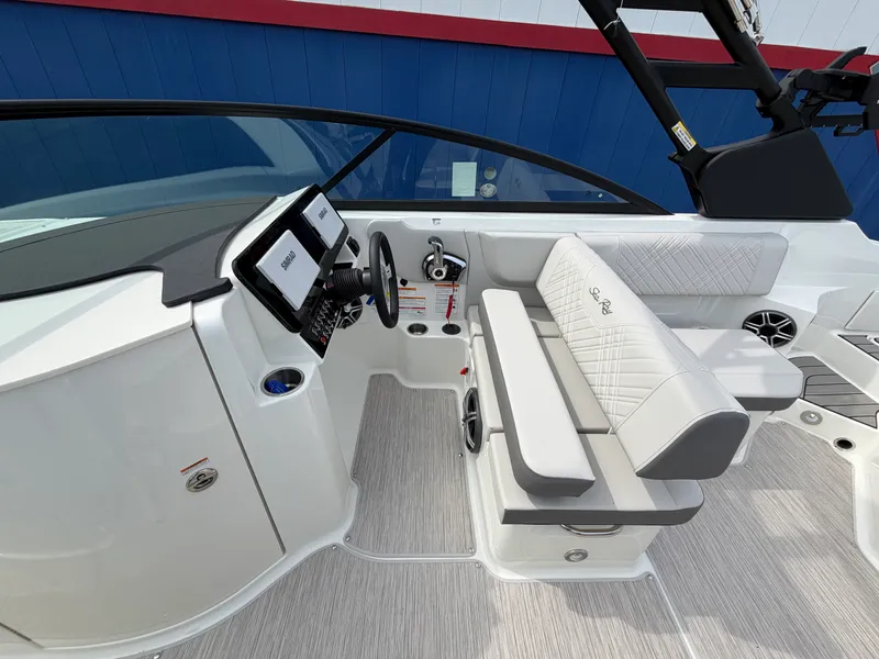 Slide: The Image of Sea Ray SDX 250 Surf 2026 - 31