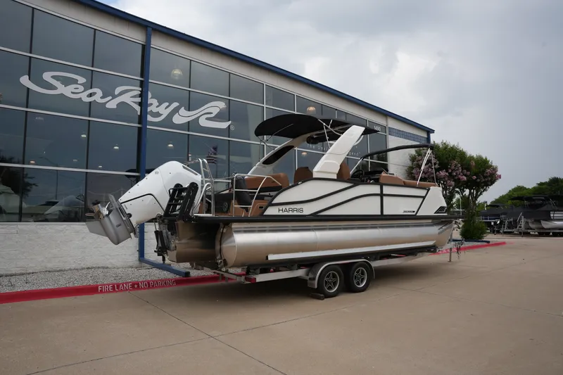 Slide: The Image of Harris 230 Grand Mariner 2026 - 2