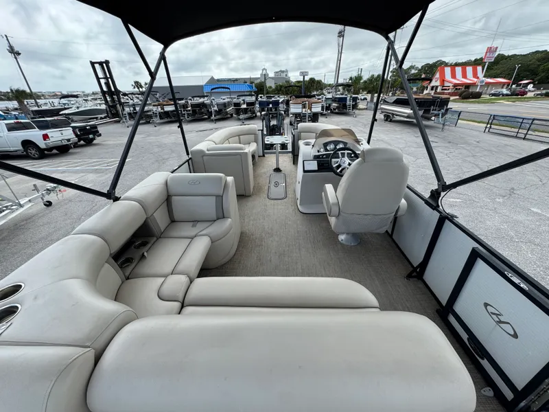 Slide: The Image of Harris 230 CRUISER 2020 - 15