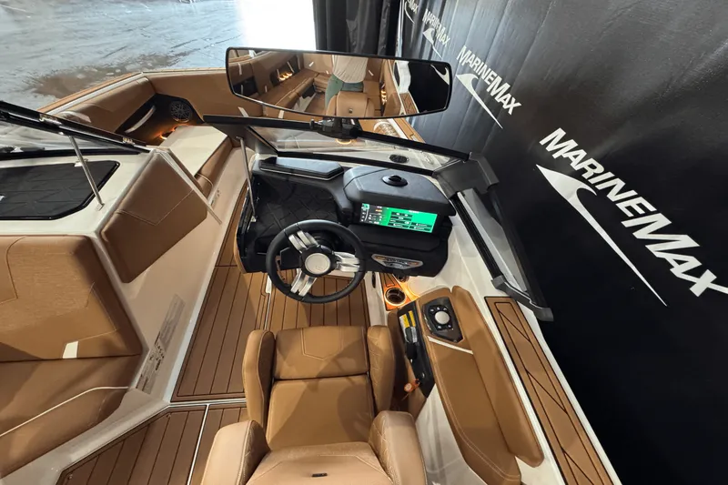 Slide: The Image of Nautique Super Air Nautique GS22 2025 - 34