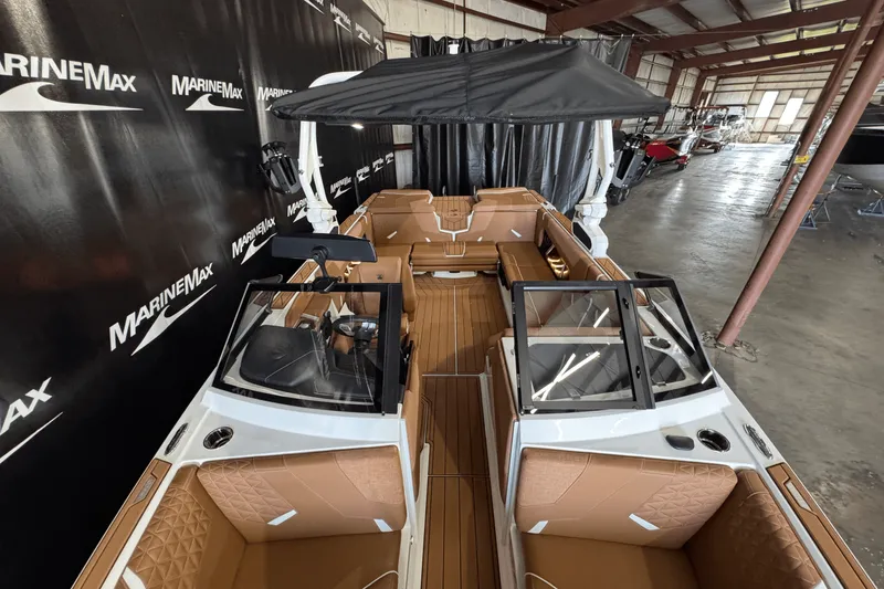 Slide: The Image of Nautique Super Air Nautique GS22 2025 - 45