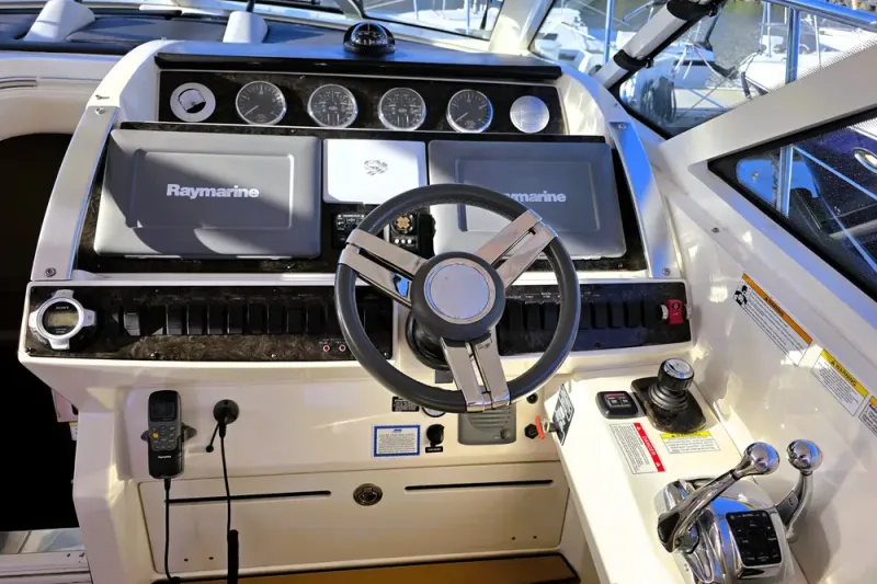 Slide: The Image of Sea Ray 410 Sundancer 2012 - 13