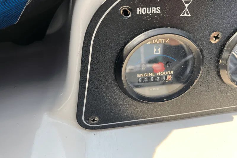 Slide: The Image of Carver Yachts 38 EXPRESS 1993 - 19