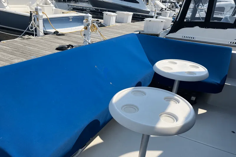 Slide: The Image of Carver Yachts 38 EXPRESS 1993 - 8