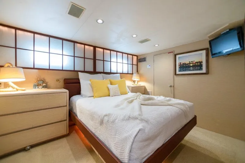 Slide: The Image of Broward Motor Yacht 1991 - 51