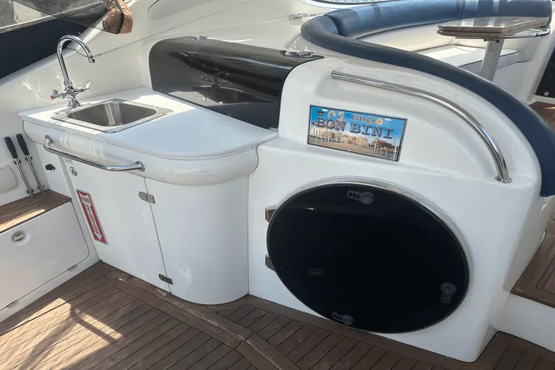 Slide: The Image of Sealine S43 2003 - 11