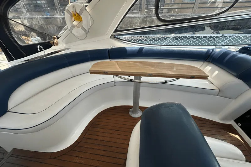 Slide: The Image of Sealine S43 2003 - 17