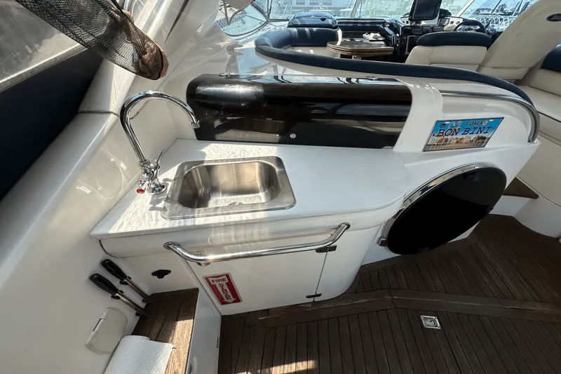 Slide: The Image of Sealine S43 2003 - 19