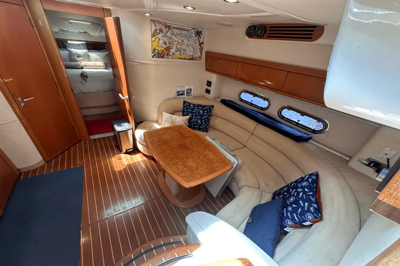 Slide: The Image of Sealine S43 2003 - 21