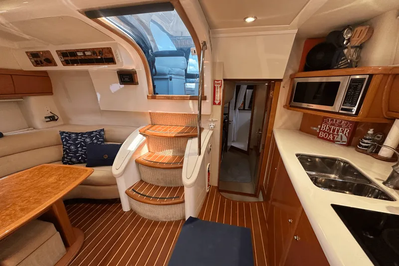 Slide: The Image of Sealine S43 2003 - 24