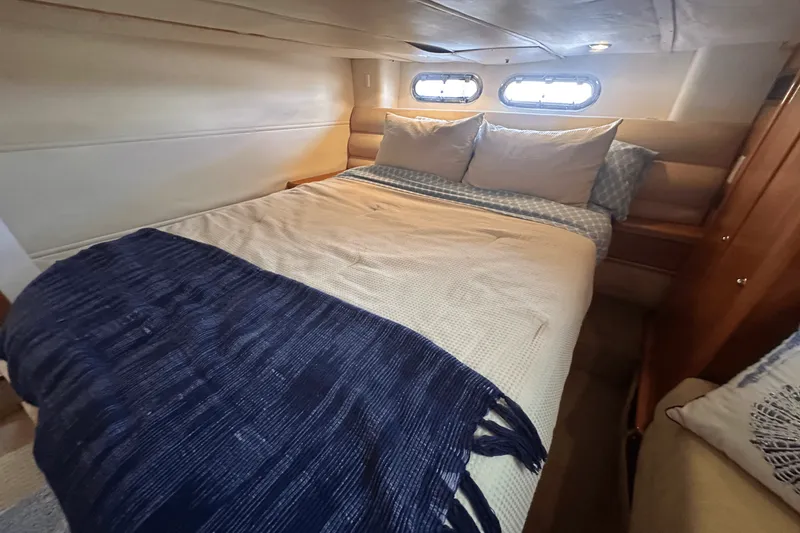 Slide: The Image of Sealine S43 2003 - 33