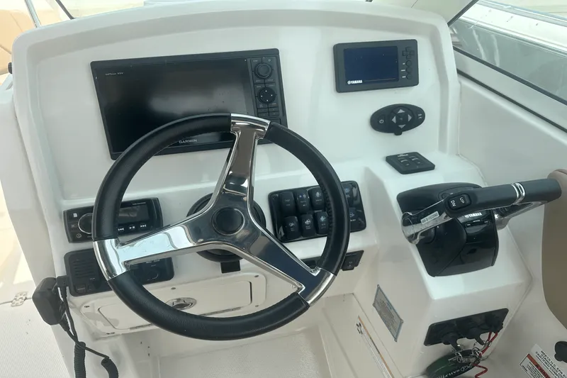 Slide: The Image of Sailfish 275 DC 2018 - 24