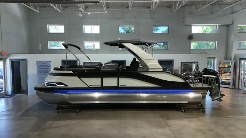 The Image of Harris 230 Grand Mariner 2026 - 1