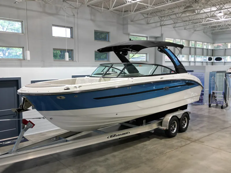 Slide: The Image of Sea Ray SDX 270 Surf 2026 - 1