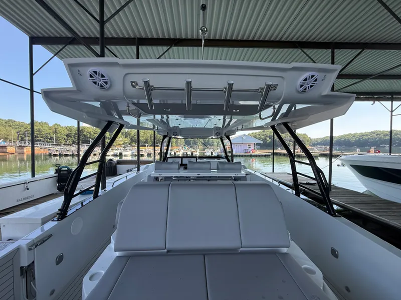 Slide: The Image of Cruisers 38 VTR 2026 - 6