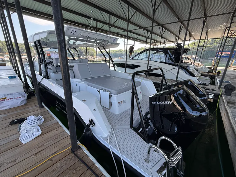 Slide: The Image of Cruisers 38 VTR 2026 - 2