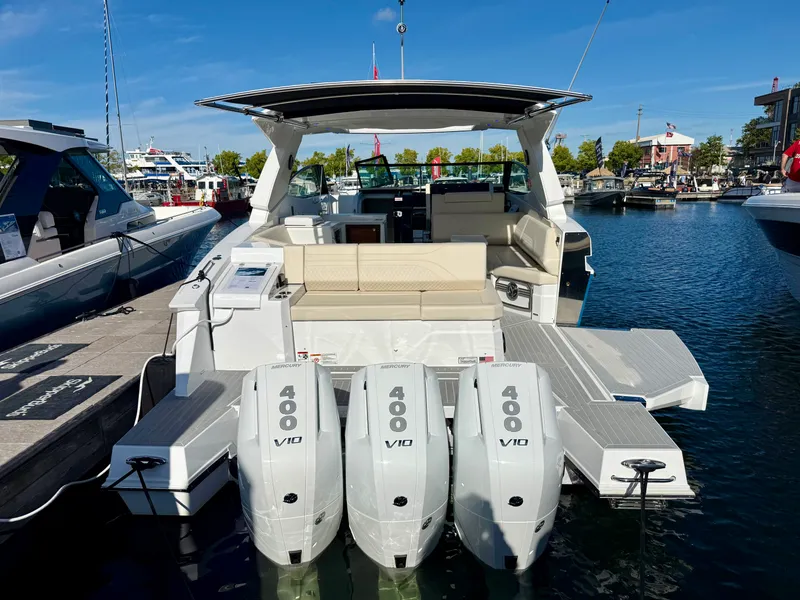 Slide: The Image of Cruisers 38 GLS Outboard 2027 - 3