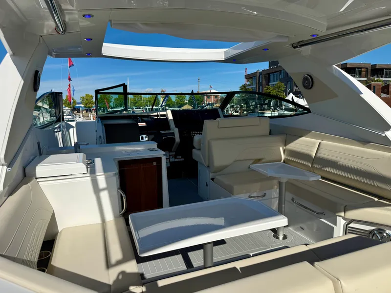 Slide: The Image of Cruisers 38 GLS Outboard 2027 - 7