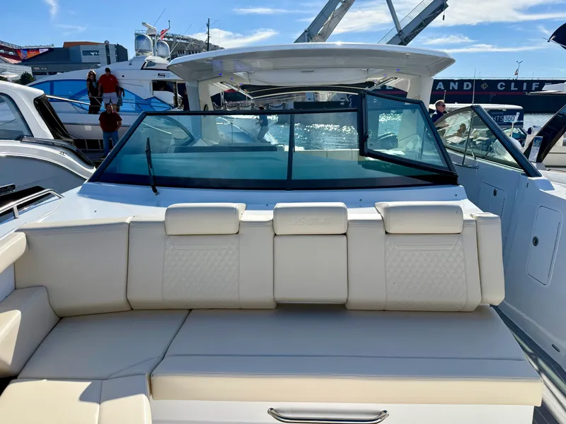 Slide: The Image of Cruisers 38 GLS Outboard 2027 - 25