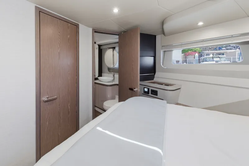 Slide: The Image of Cruisers 50 FLY 2027 - 83