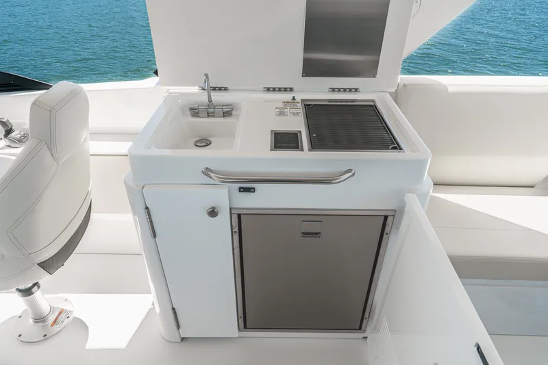 Slide: The Image of Cruisers 50 FLY 2027 - 40