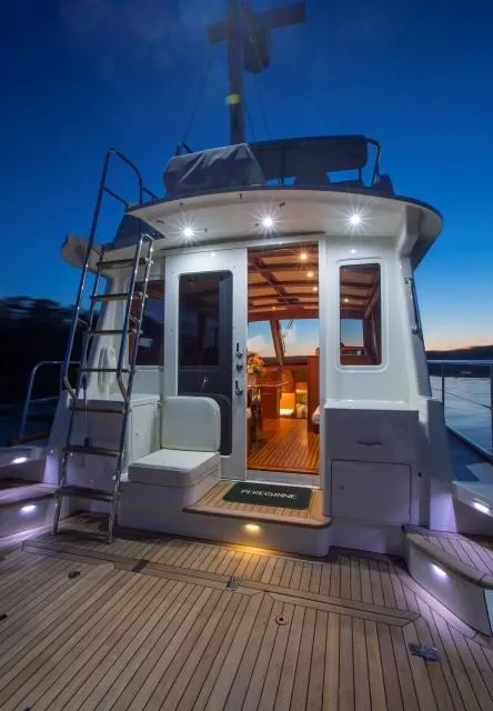 Slide: The Image of FLYBRIDGE COCKPIT - 3