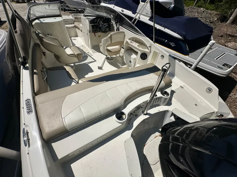 Slide: The Image of Stingray 234 LR 2016 - 68