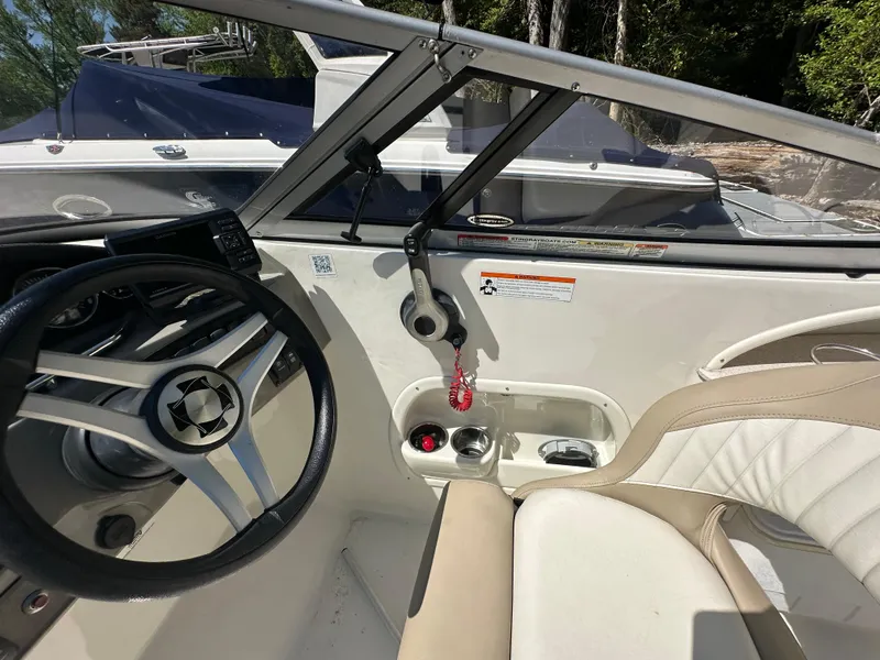 Slide: The Image of Stingray 234 LR 2016 - 72