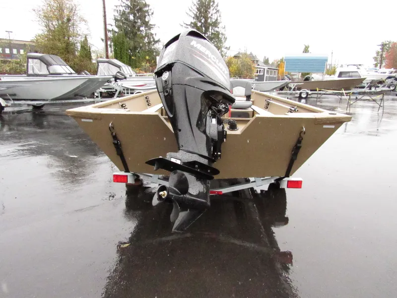 Slide: The Image of Smoker Craft Sportsman 2018 - 3