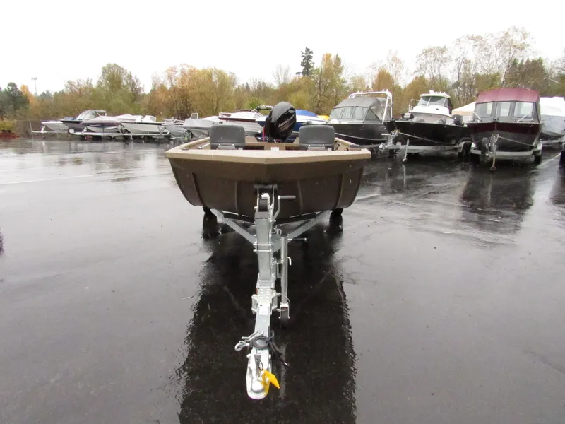 Slide: The Image of Smoker Craft Sportsman 2018 - 7