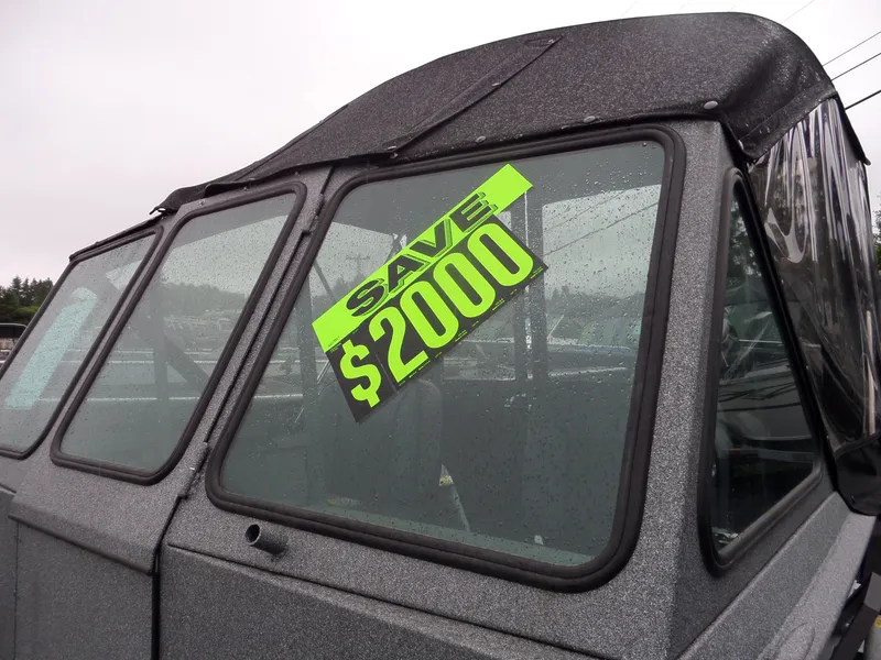 Slide: The Image of 2017 Alumaweld TALON boat with $2000 discount sign on windshield. - 5