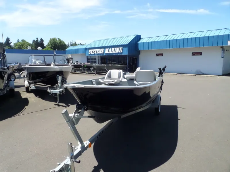 Slide: The Image of 2017 Smoker Craft Alaskan boat at Stevens Marine dealership. - 6