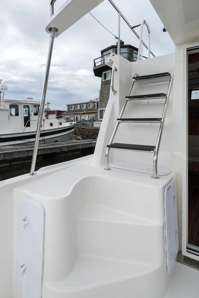 Slide: The Image of Ladder to Upper Deck or Flybridge - 16