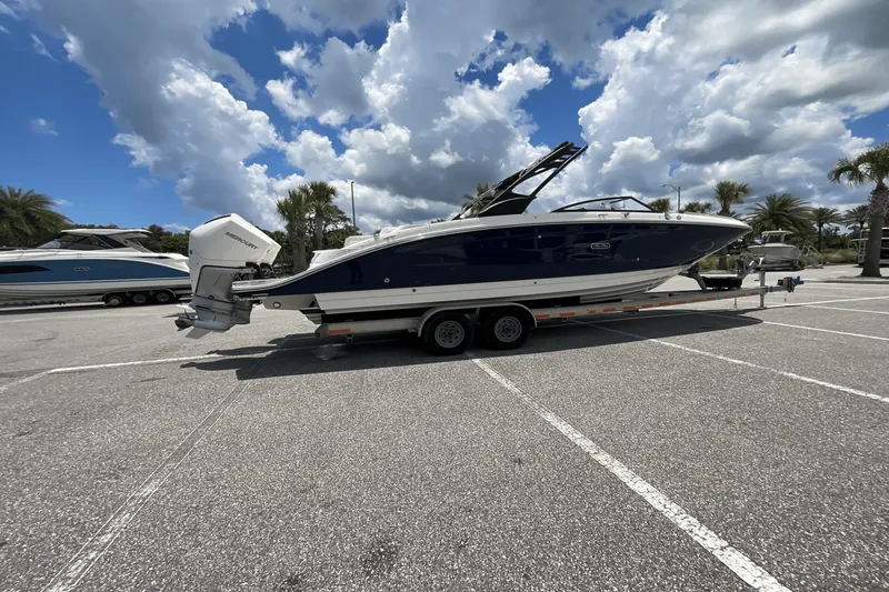 Slide: The Image of Sea Ray SDX 290 Outboard 2026 - 3