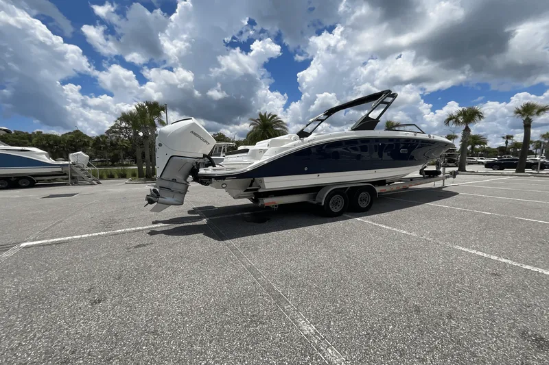 Slide: The Image of Sea Ray SDX 290 Outboard 2026 - 4