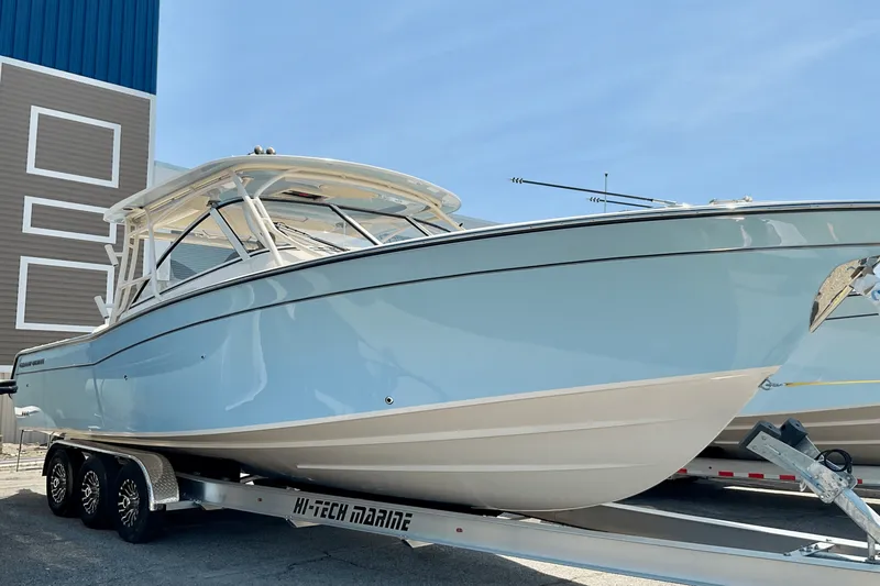 The Image of Grady-White Freedom 307 2025 - 0