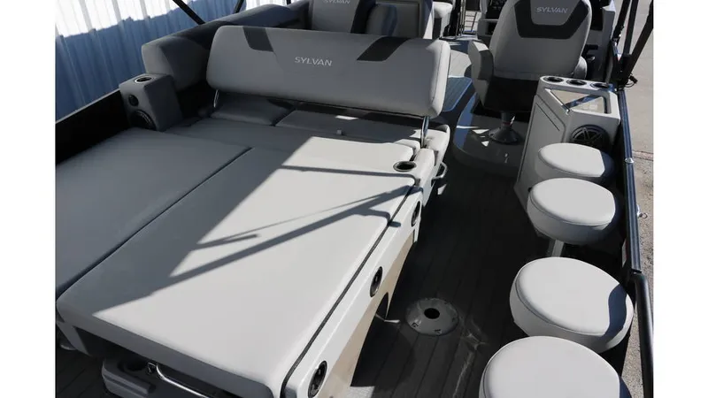 Slide: The Image of Sylvan L3 DLZ Bar Tri-Toon 2025 - 41