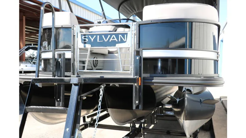 Slide: The Image of Sylvan L3 DLZ Bar Tri-Toon 2025 - 9