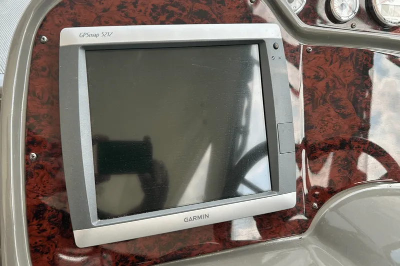 Slide: The Image of Regal 3760 EXPRESS 2010 - 10