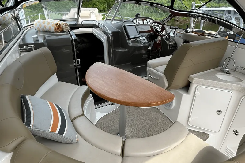 Slide: The Image of Regal 3760 EXPRESS 2010 - 12