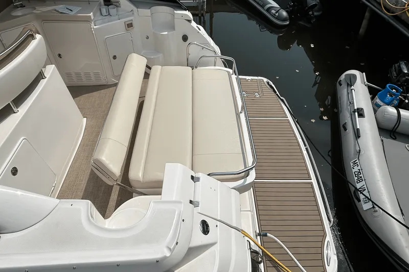 Slide: The Image of Regal 3760 EXPRESS 2010 - 3