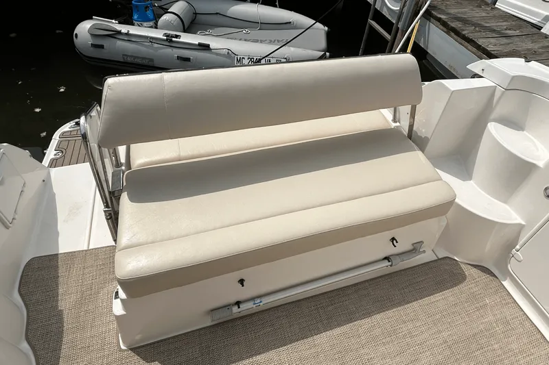 Slide: The Image of Regal 3760 EXPRESS 2010 - 5