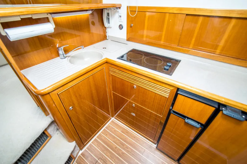 Slide: The Image of Riviera 40 Flybridge 2002 - 30
