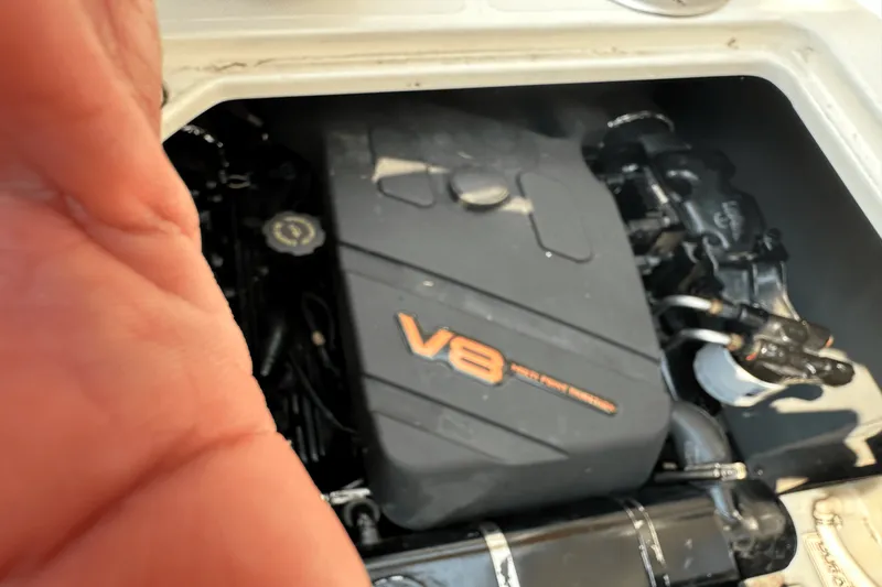 Slide: The Image of Shamrock 260 EXPRESS 2000 - 17