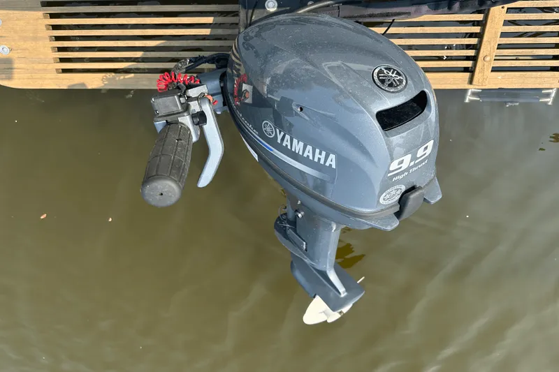 Slide: The Image of Shamrock 260 EXPRESS 2000 - 22