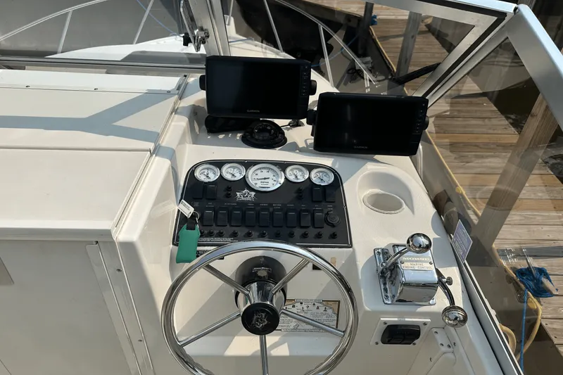 Slide: The Image of Shamrock 260 EXPRESS 2000 - 45